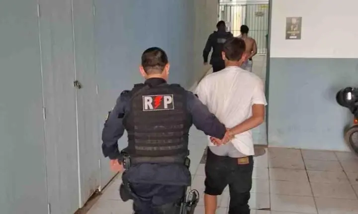 Moto furtada de residência é recuperada depois de fuga e apoio aéreo na BR-364